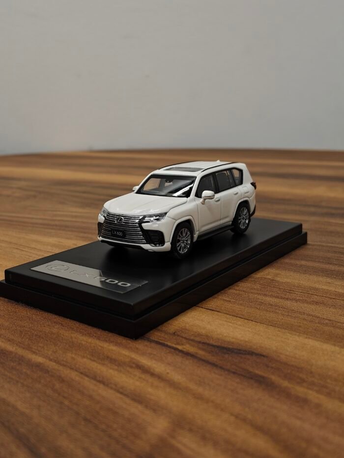 Lexus LX600 White 1:64