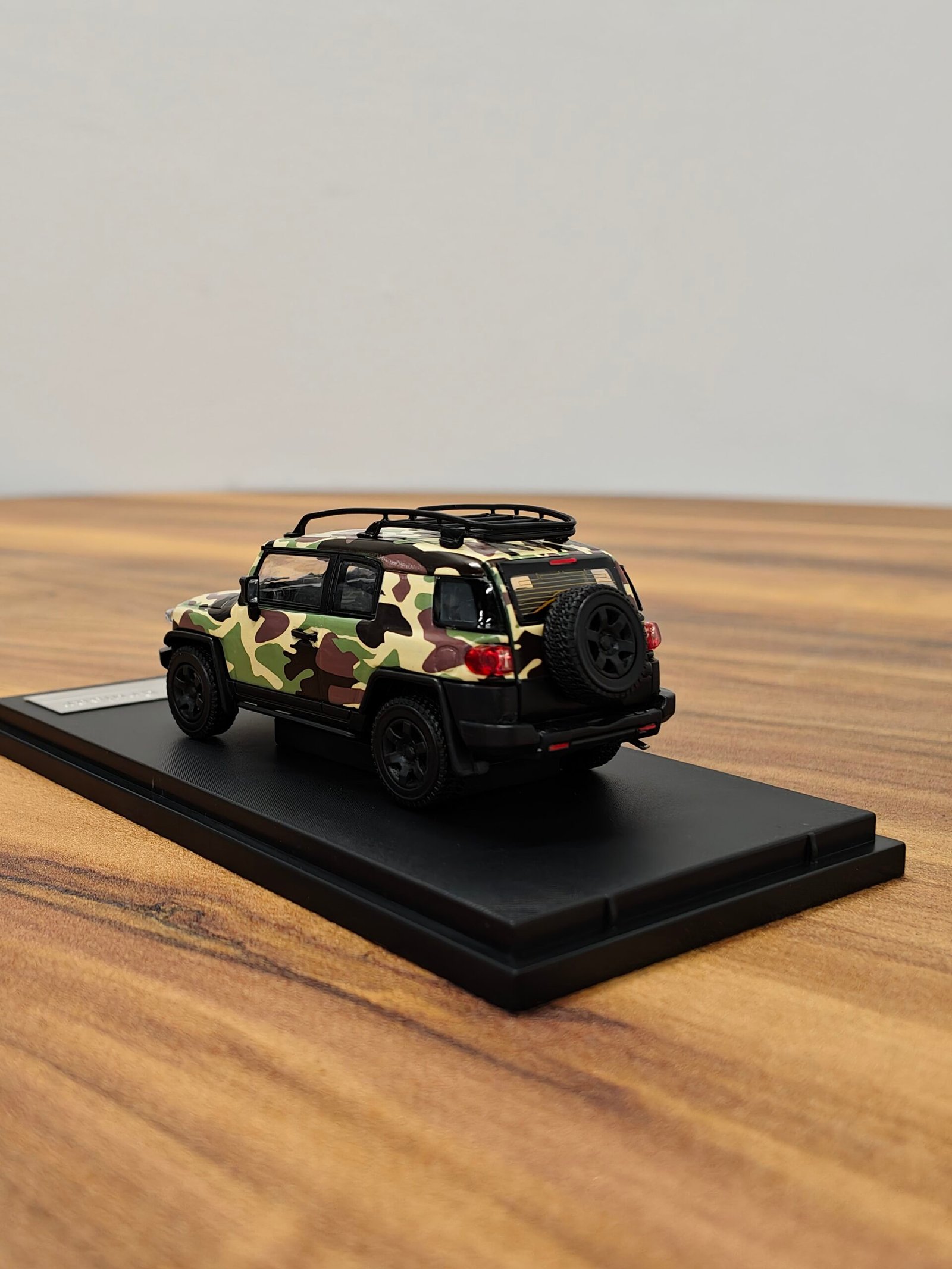 FJ Cruiser Stance Hunters 1:64 - Image 10