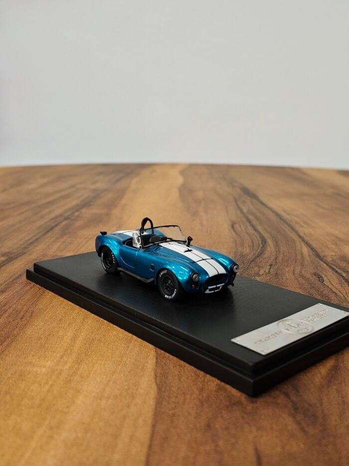 Shelby Cobra 427S/C (Blue) 1:64 - Image 2