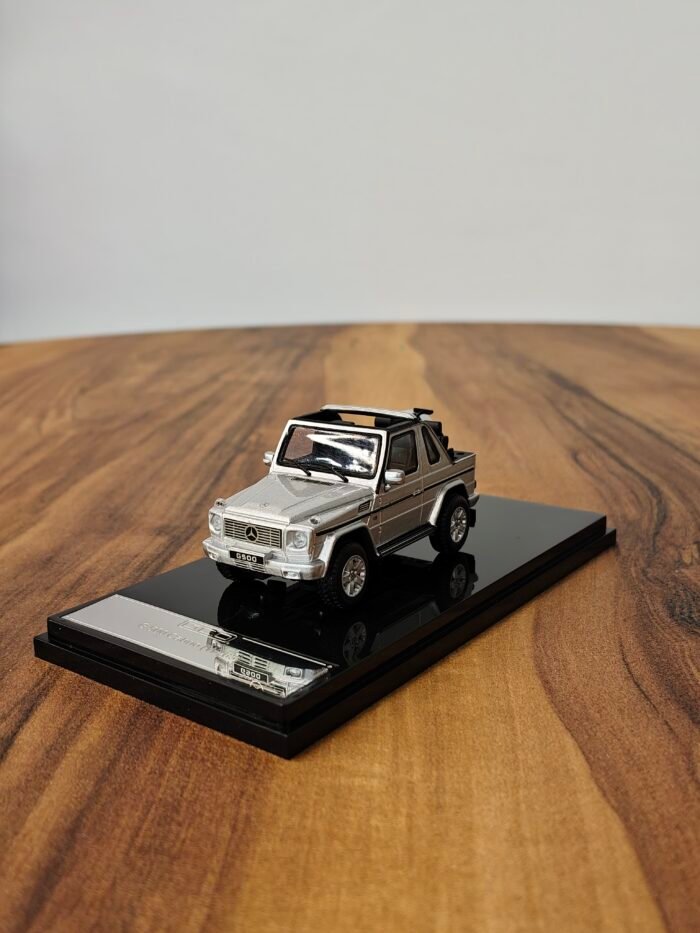 Mercedes Benz G500 Cabrio W463 ( Silver) 1:64