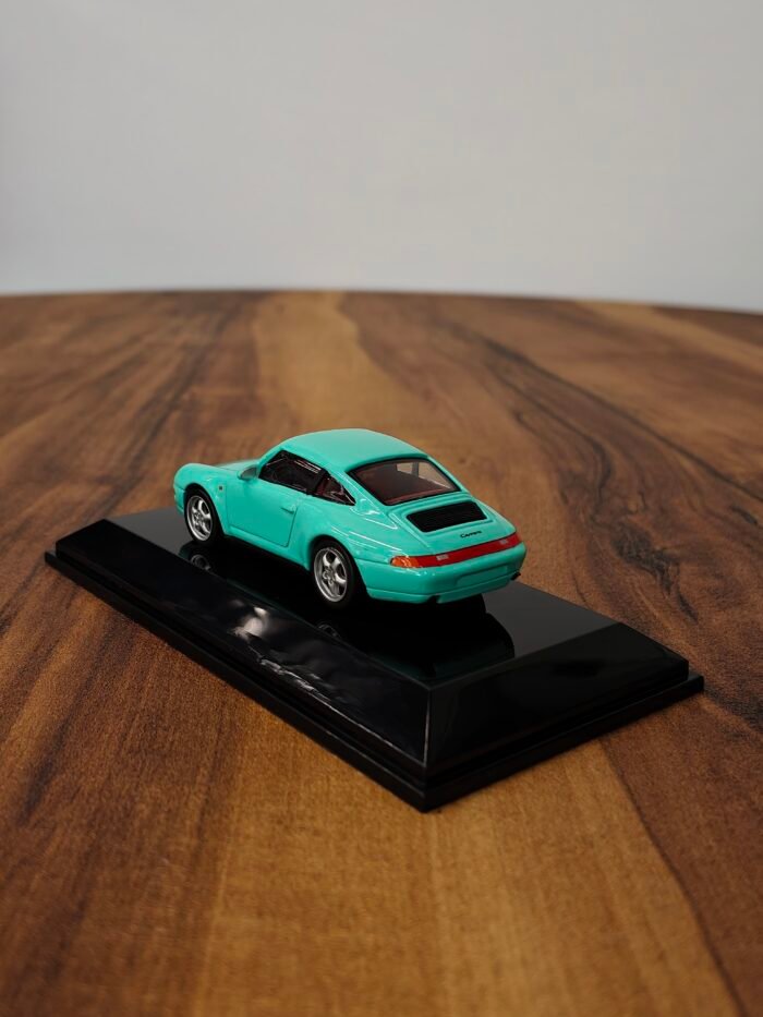 Porsche 993 Cabrio Coupe 1:64 light green - Image 4