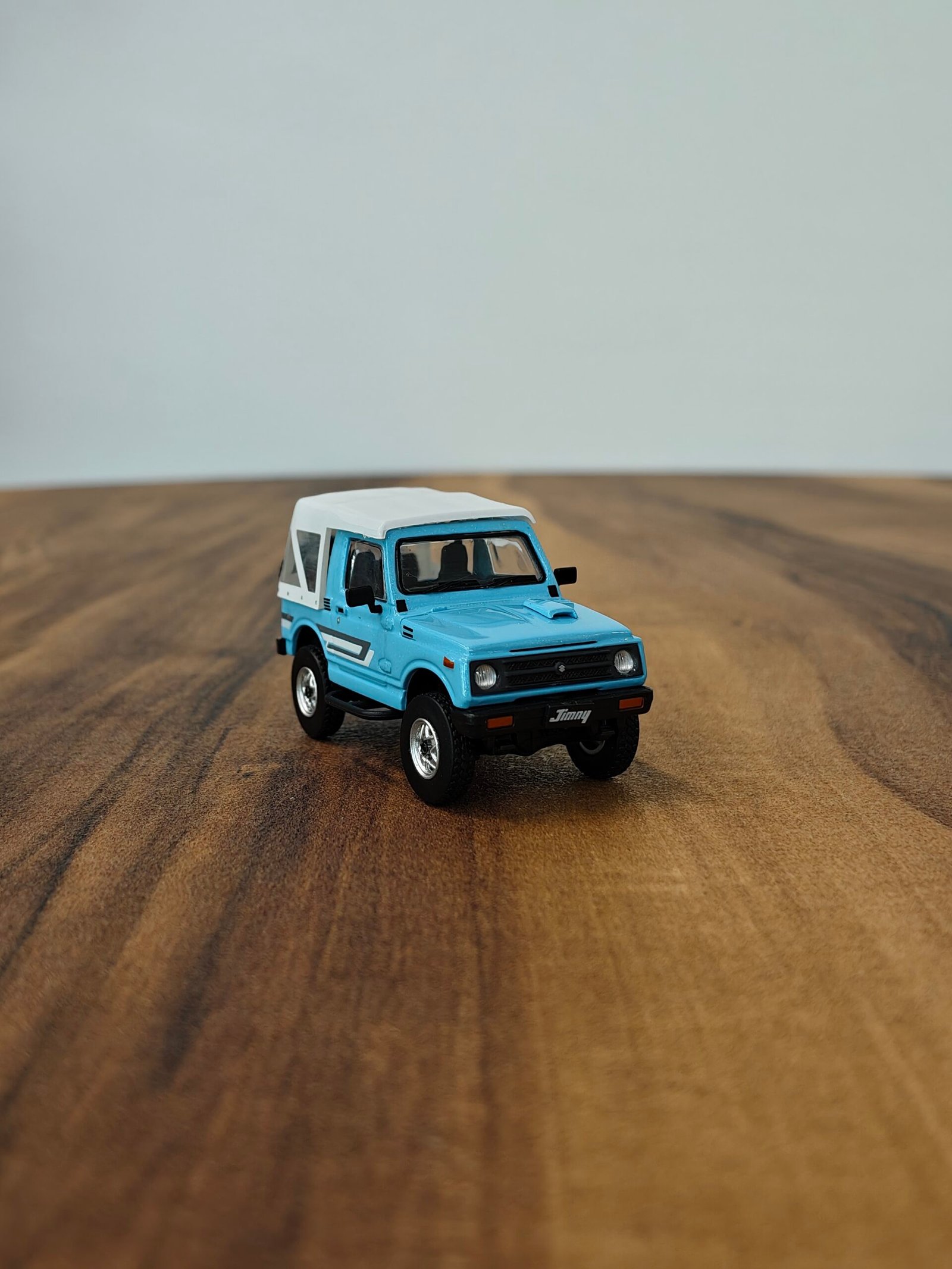 Suzuki Jimny  Js11(Light Blue) 1:64 - Image 2