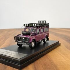 Land Rover Defender 110 Purple 1:64