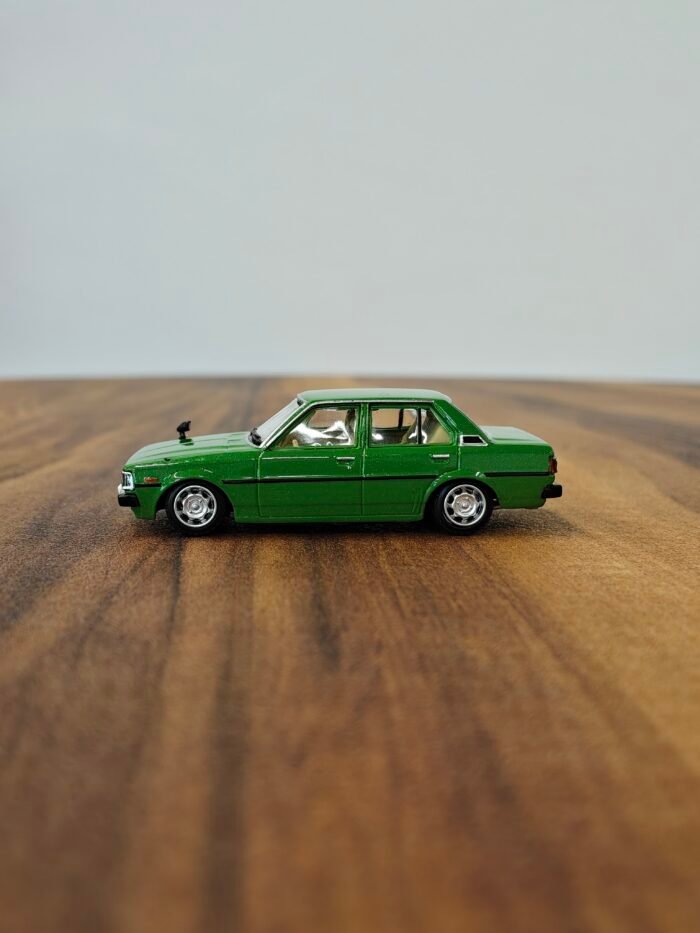 Toyota Corolla E70 (Green) 1:64 - Image 3