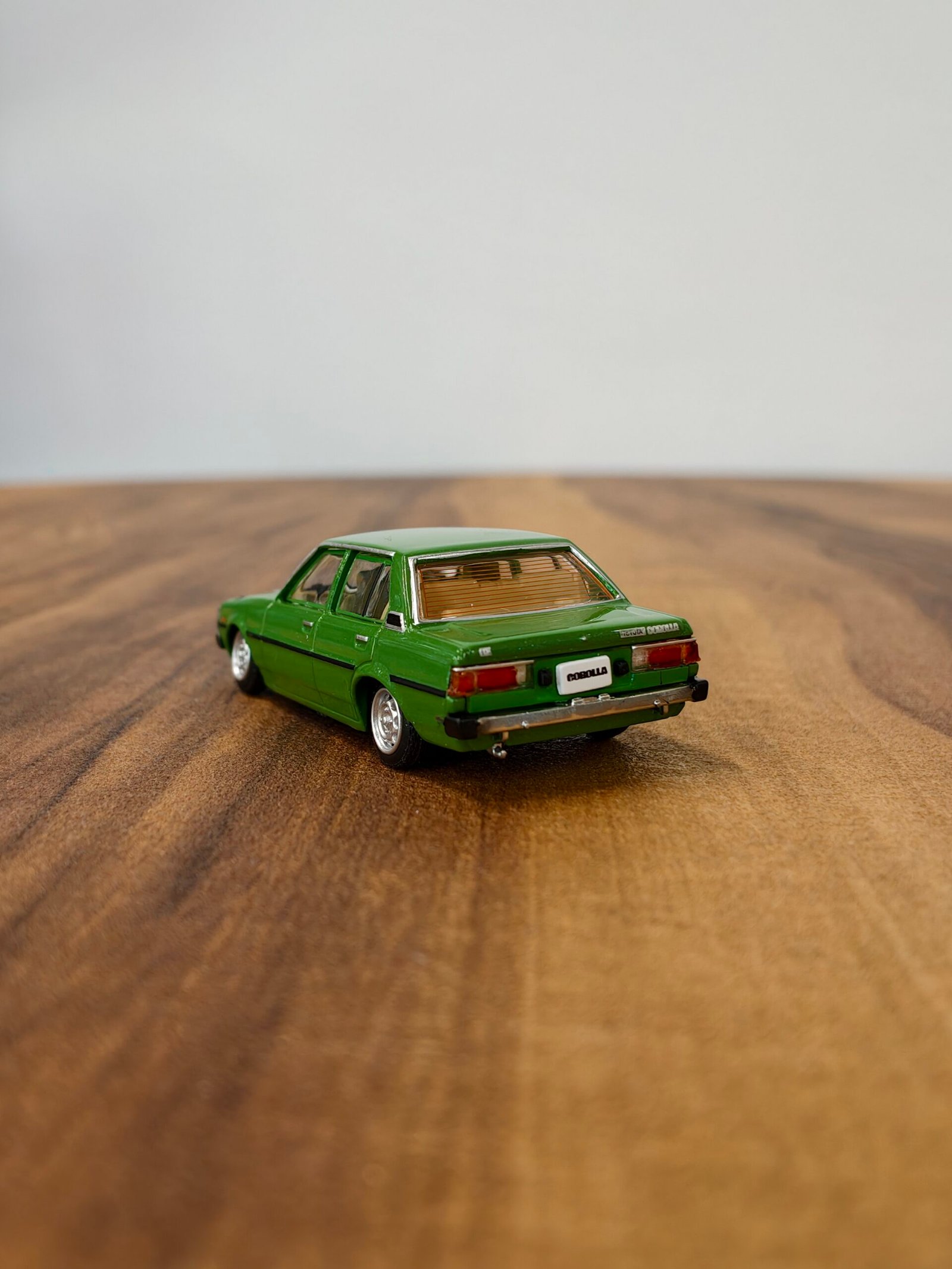 Toyota Corolla E70 (Green) 1:64 - Image 4