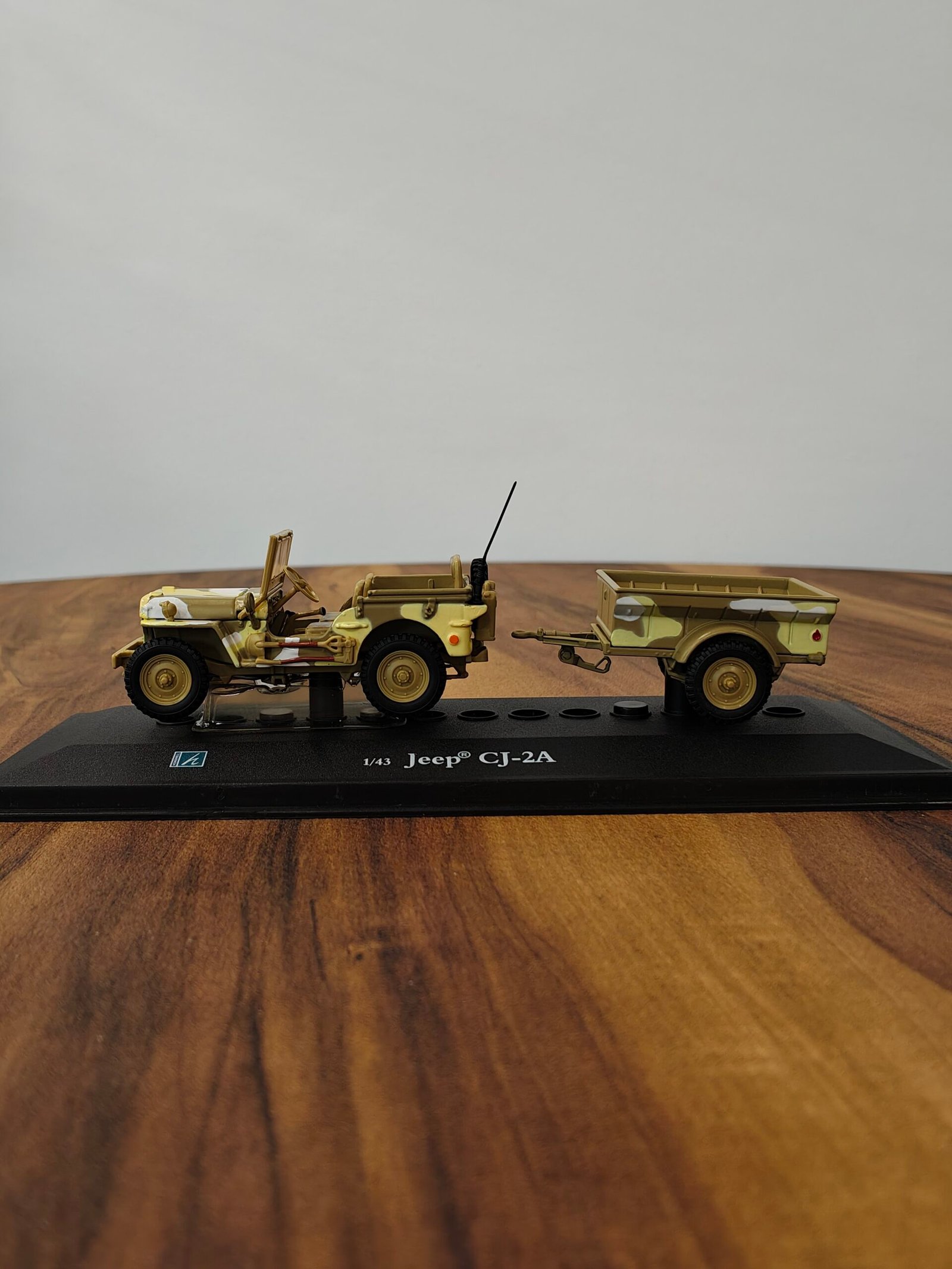 Jeep Cj -2A (Camouflage) 1:43 - Image 3