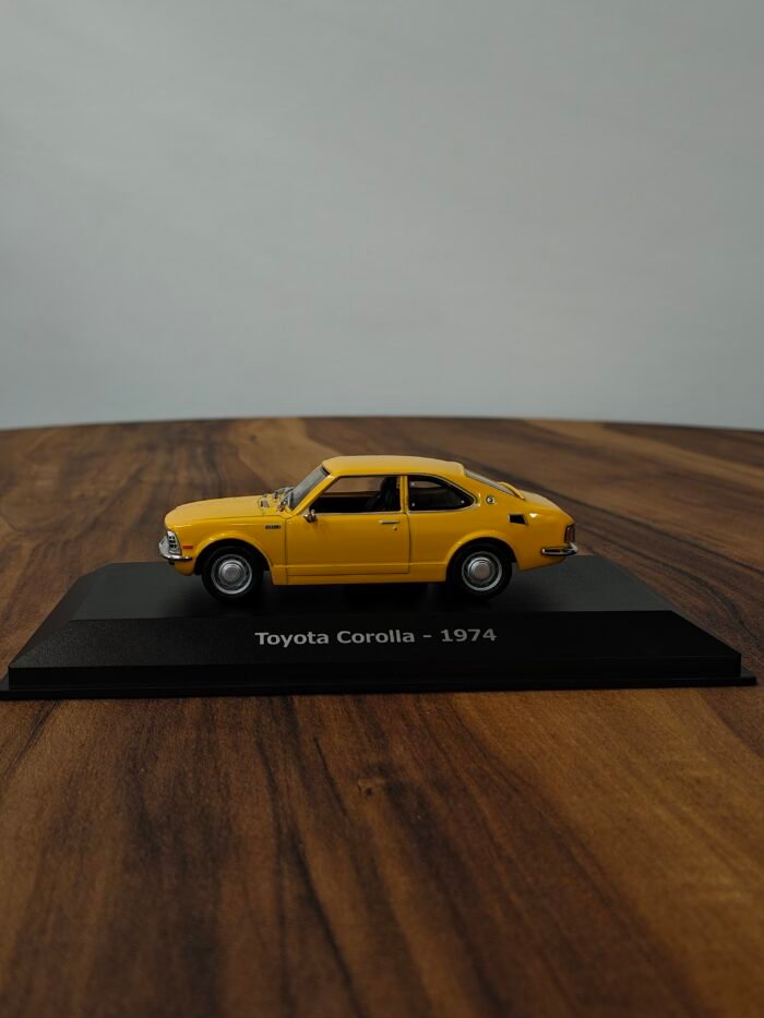 Toyota Corolla-1974 (Yellow) 1:64 - Image 3