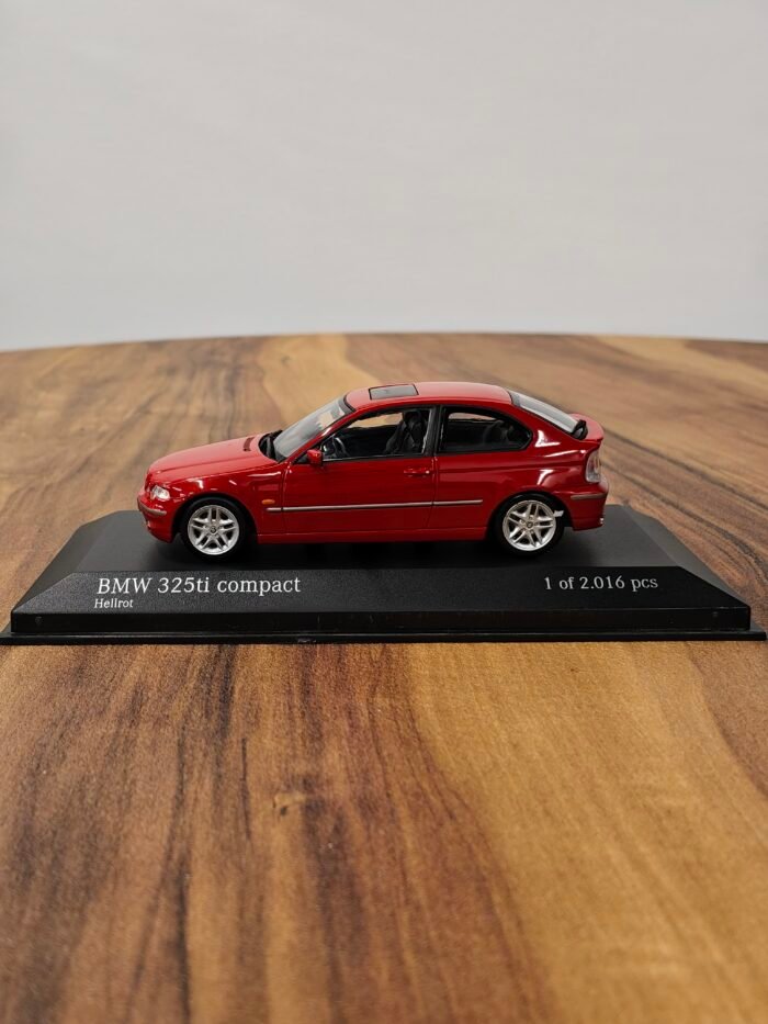 2000 BMW 325ti 1:43 - Image 3