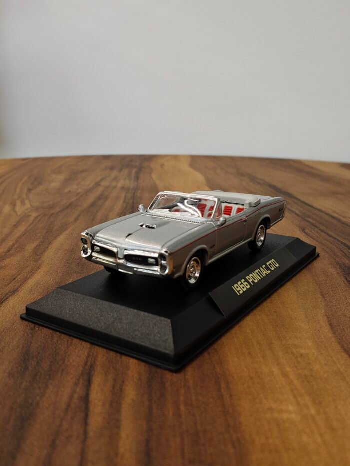 1966 Pontiac GTO 1:43 Silver