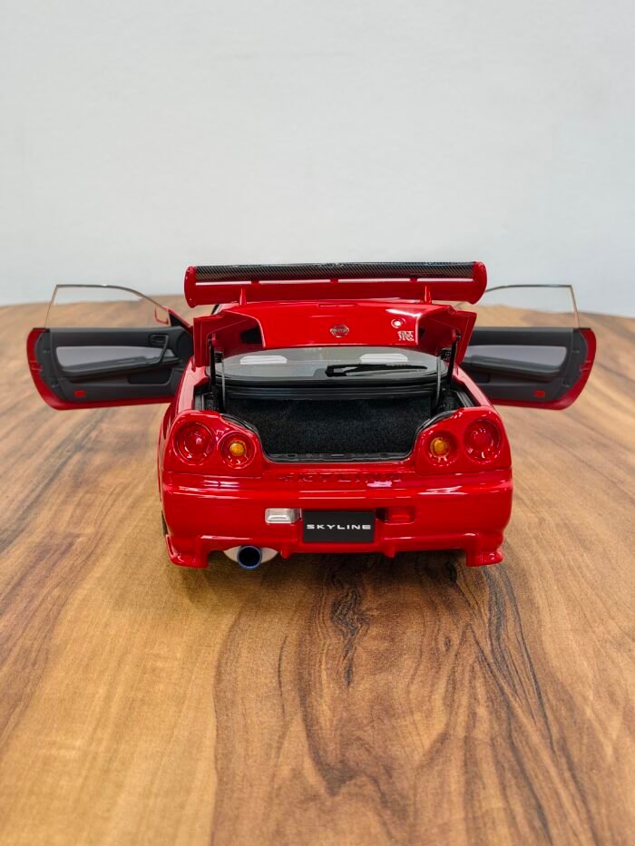 Nissan Skyline GT-R (R34) Red 1:18 - Image 4