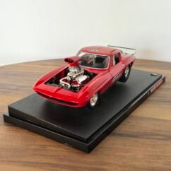 Corvette (Red) Scale 1/18
