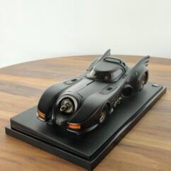 Batmobile (Black) 1:18