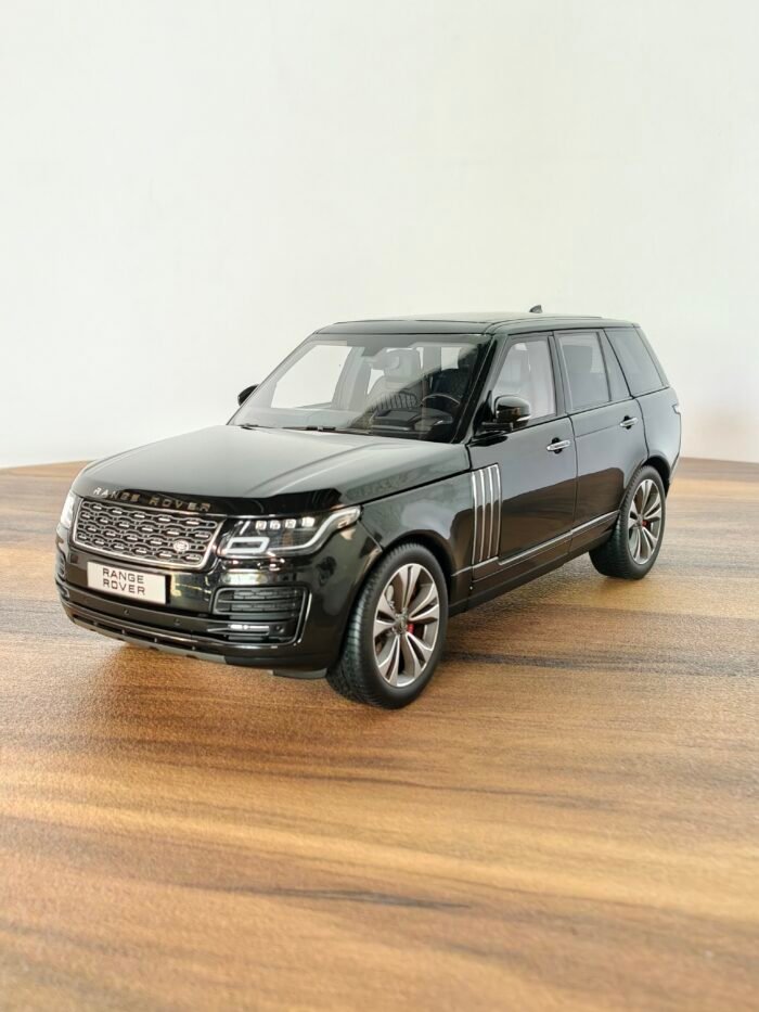 Range Rover 1:18 Black