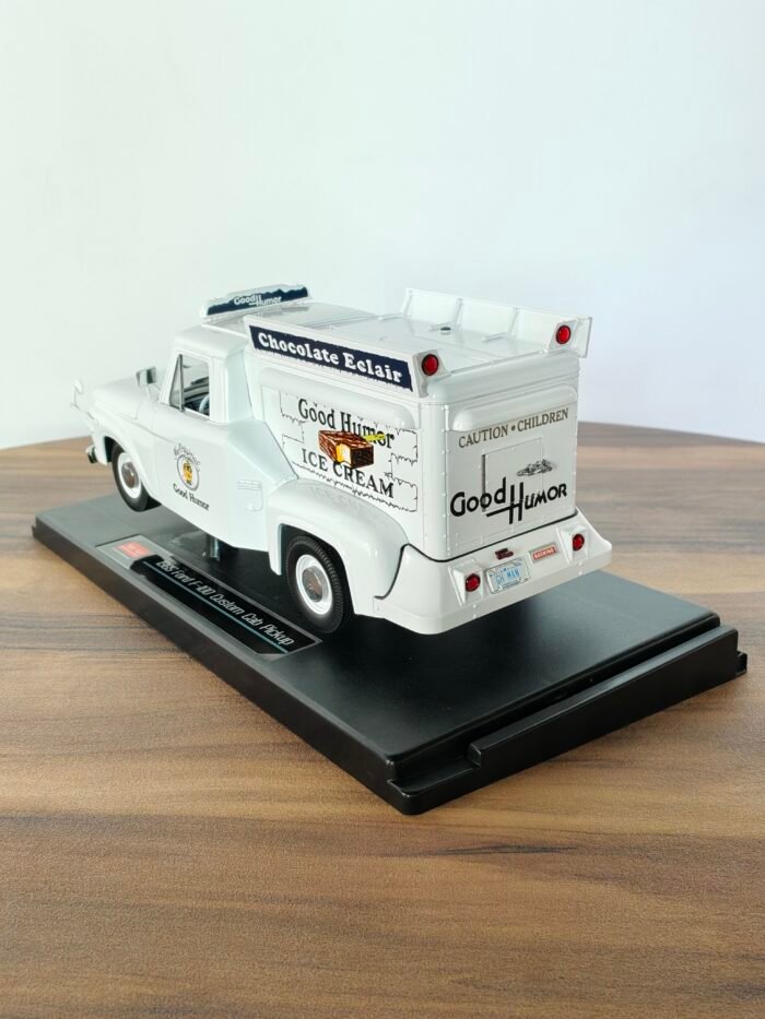 1965 Ford F100 Custom Pick Up (White) 1:18 - Image 2