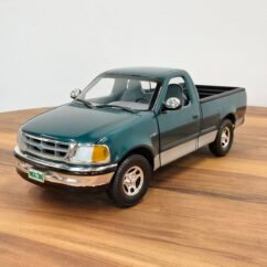 1997 ford f150 xlt Green 1:18