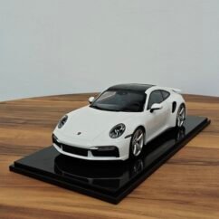 Porsche 911 White 1:18