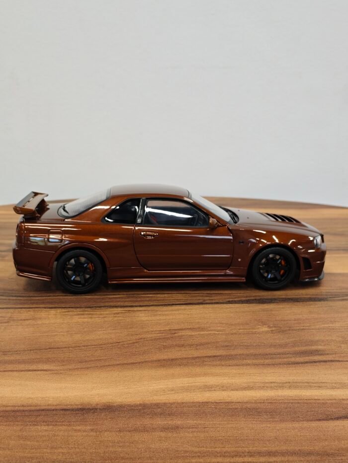 Nissan Skyline GT-R (R34) Bronze 1:18 - Image 3
