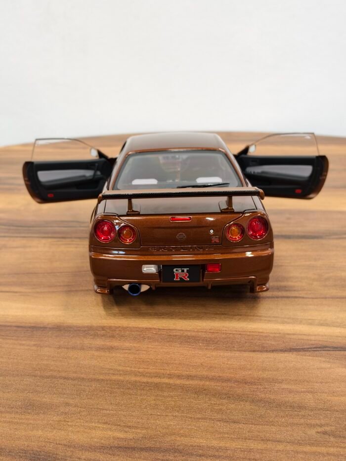 Nissan Skyline GT-R (R34) Bronze 1:18 - Image 8