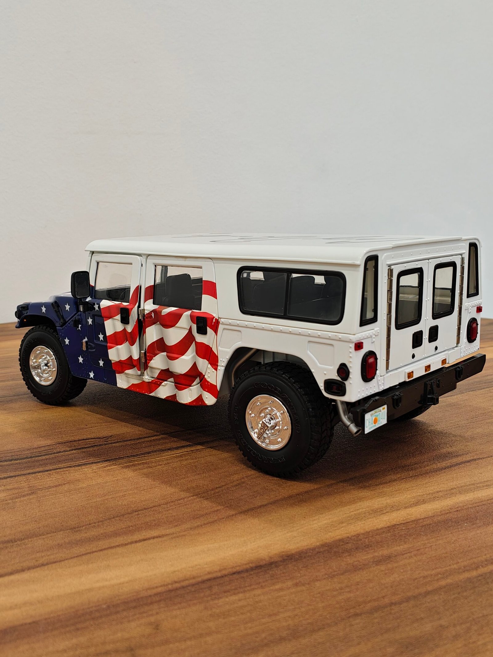 THUNDERTRAC AM GENERAL HUMMER SCALE 1/18 - Image 2