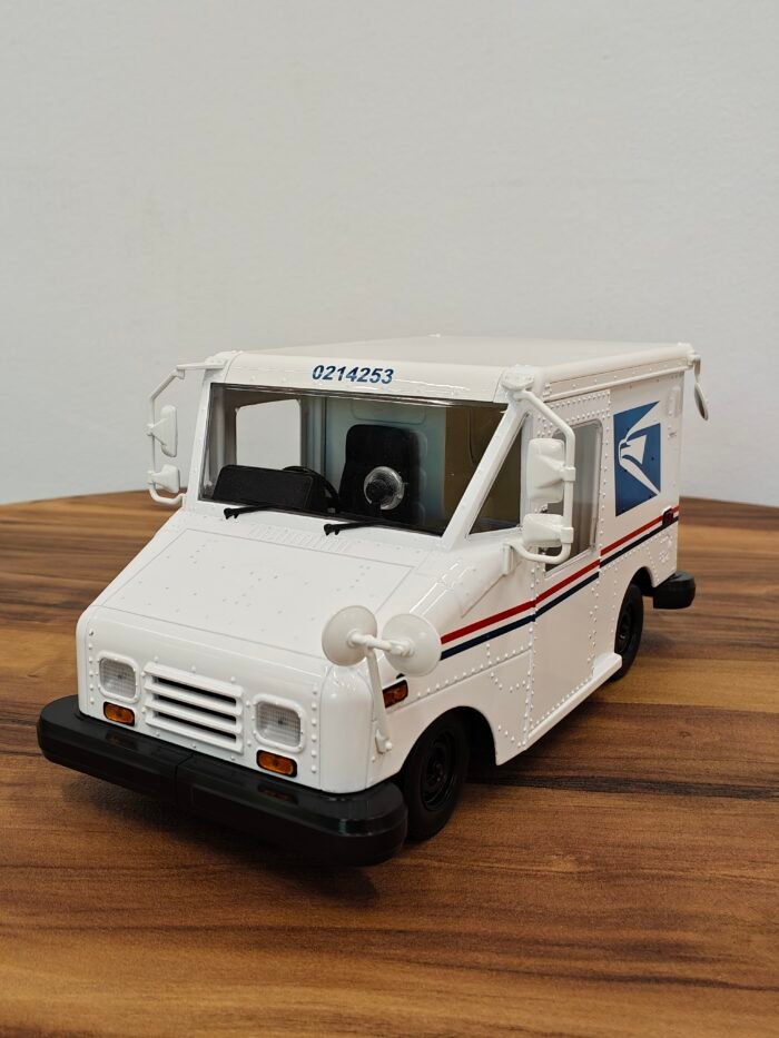 USPS LLV (WHITE) SCALE 1/18