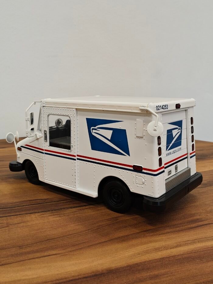 USPS LLV (WHITE) SCALE 1/18 - Image 2