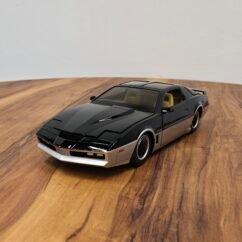 Knight Rider (Black & Silver) 1:24