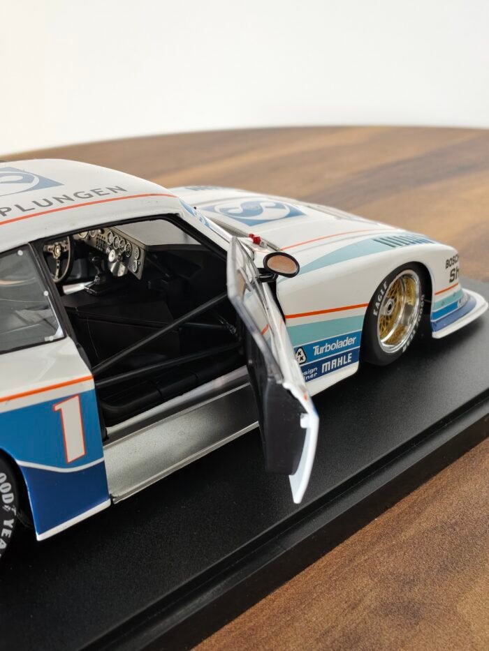 Ford Capri Turbo Gruppe 5 (White with Blue) 1:18 - Image 7