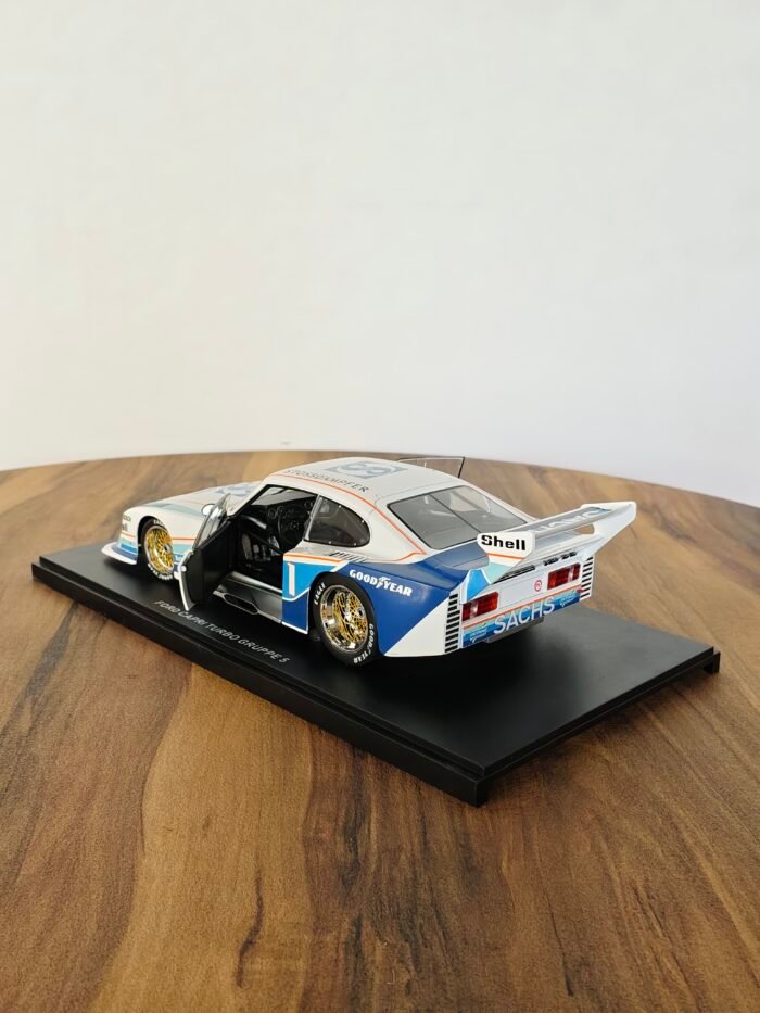 Ford Capri Turbo Gruppe 5 (White with Blue) 1:18 - Image 8
