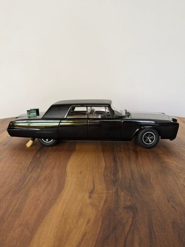 The Green Hornet (Black Beauty) 1:18 - Image 5