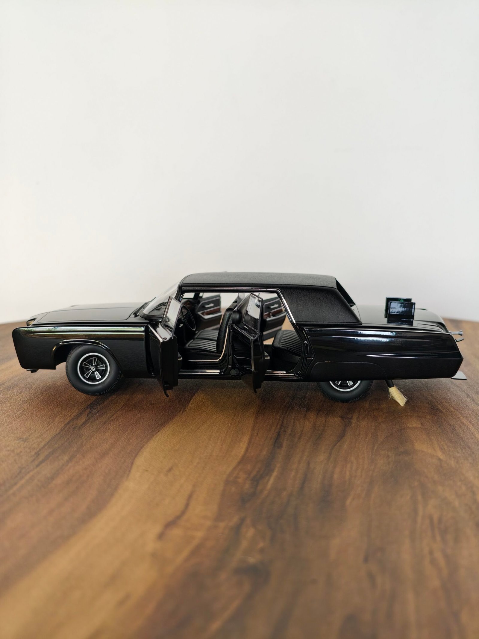 The Green Hornet (Black Beauty) 1:18 - Image 6