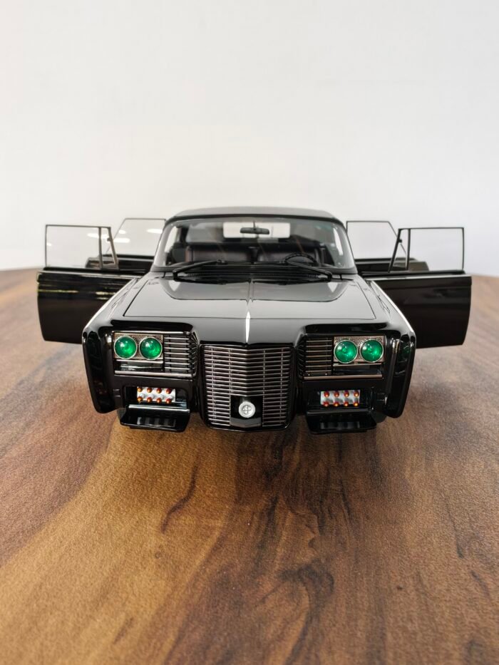 The Green Hornet (Black Beauty) 1:18 - Image 8