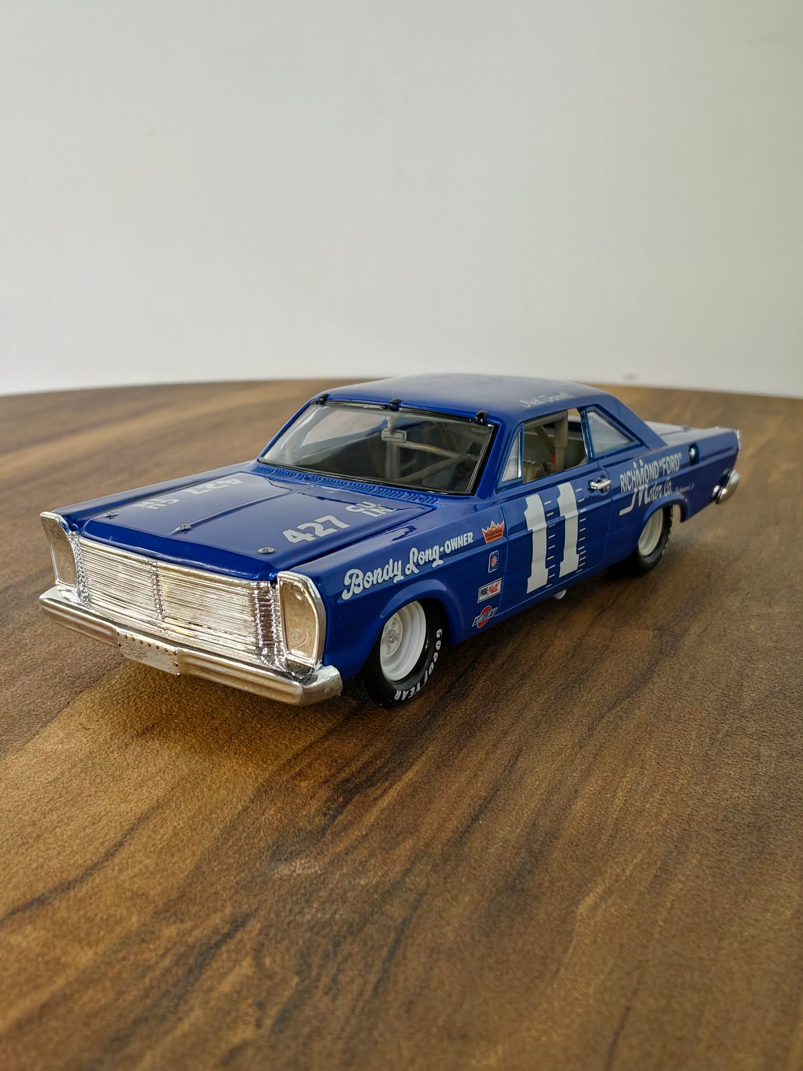 1965 Ford 50th Anniversary (Blue) 1:24 - Image 5