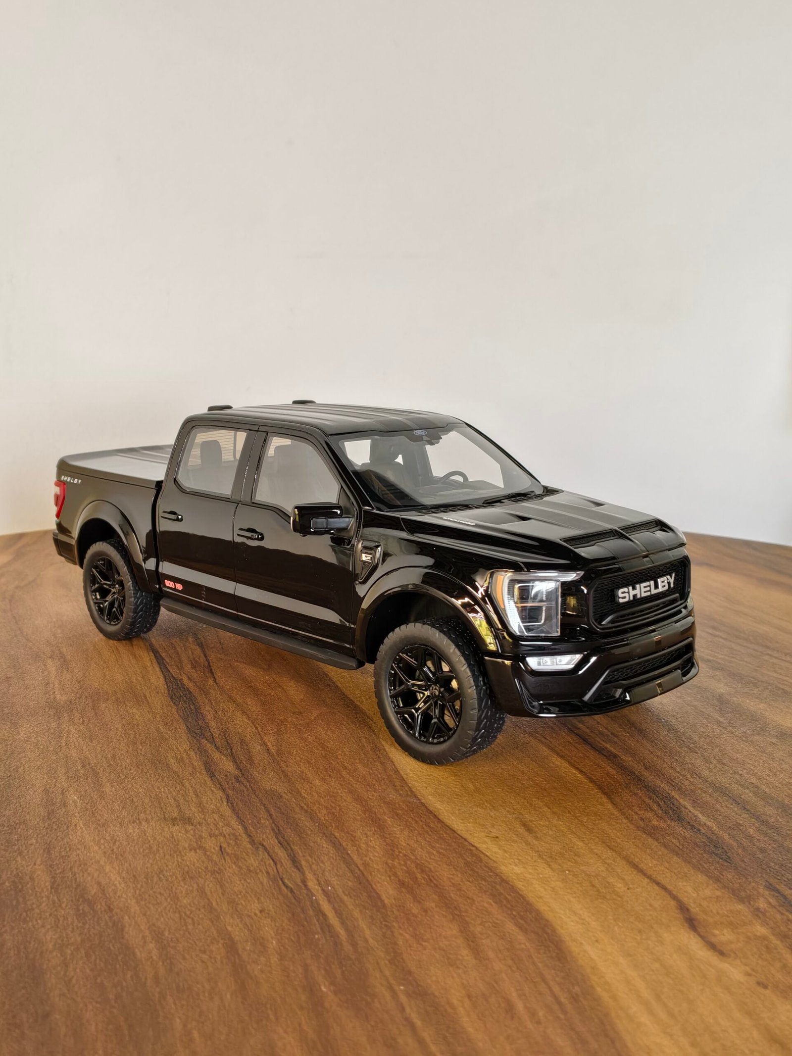 Ford F150 Shelby Centennial 1:18 Black - Image 4