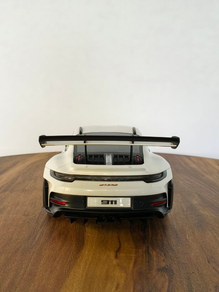 Porsche 911 (992) GT3 RS (White) Scale 1/12 - Image 5
