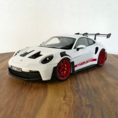 Porsche 911 GT3 RS (White) Scale 1/12