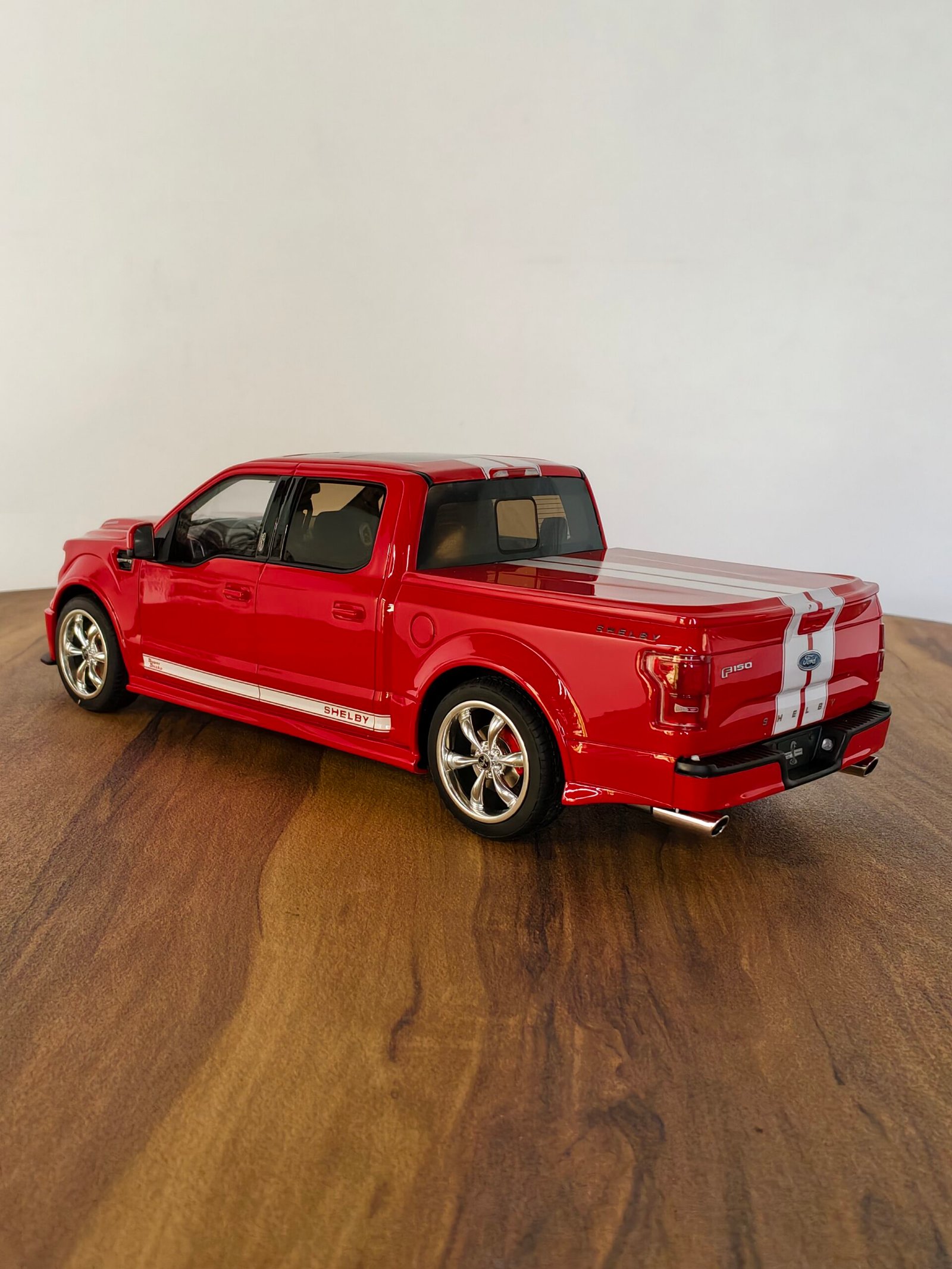 F150 Super Snake (Red) Scale 1/12 - Image 2