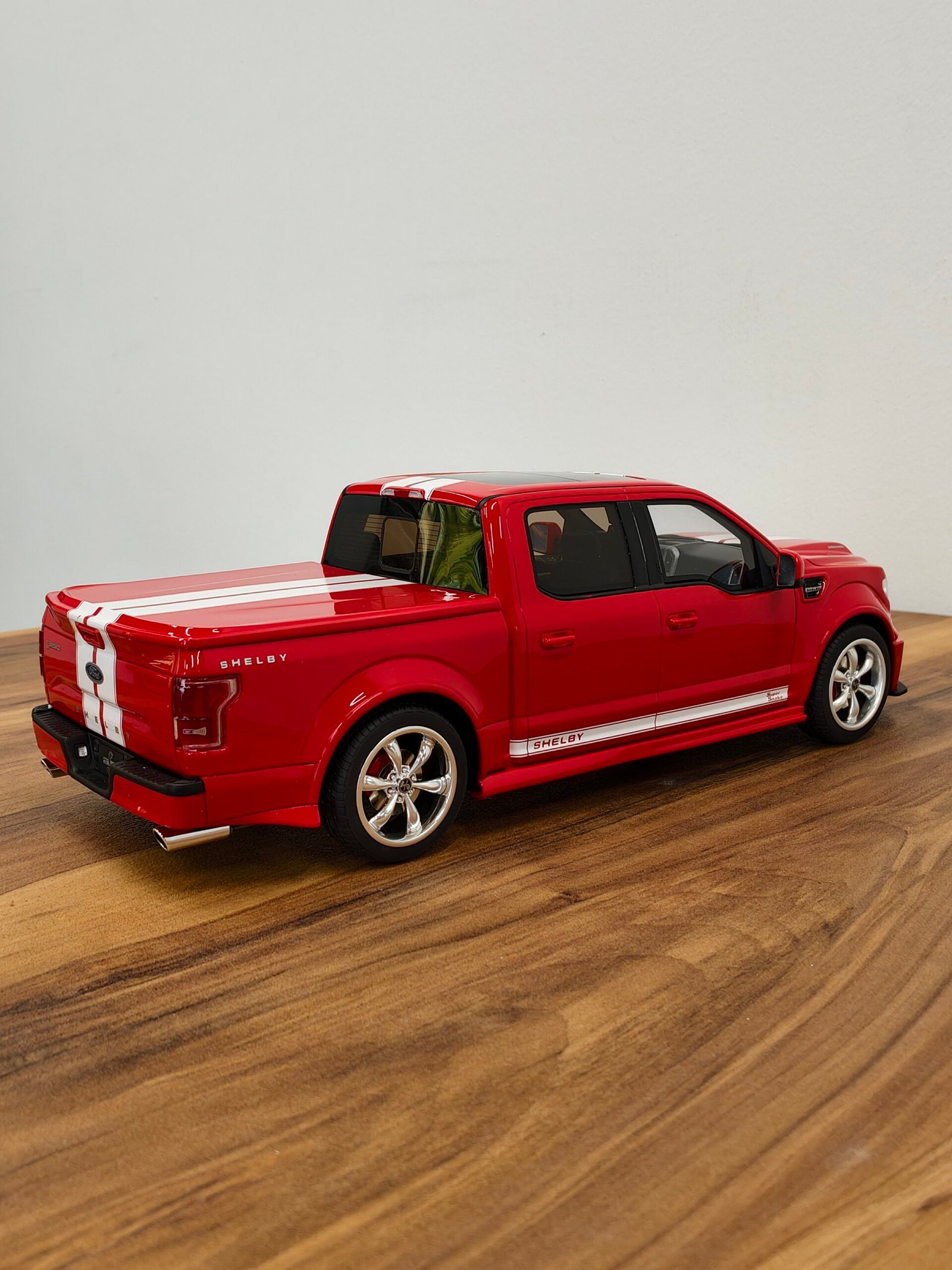 F150 Super Snake (Red) Scale 1/12 - Image 5