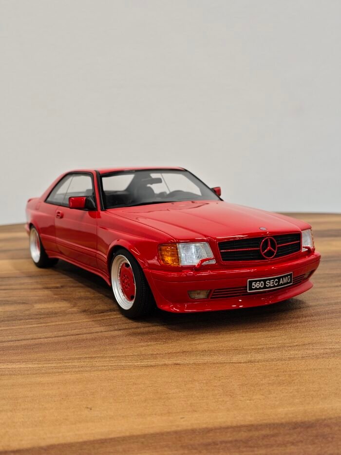Mercedes-Benz W126 560 (Red) 1:18 - Image 2