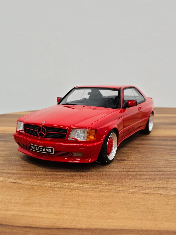 Mercedes-Benz W126 560 (Red) 1:18