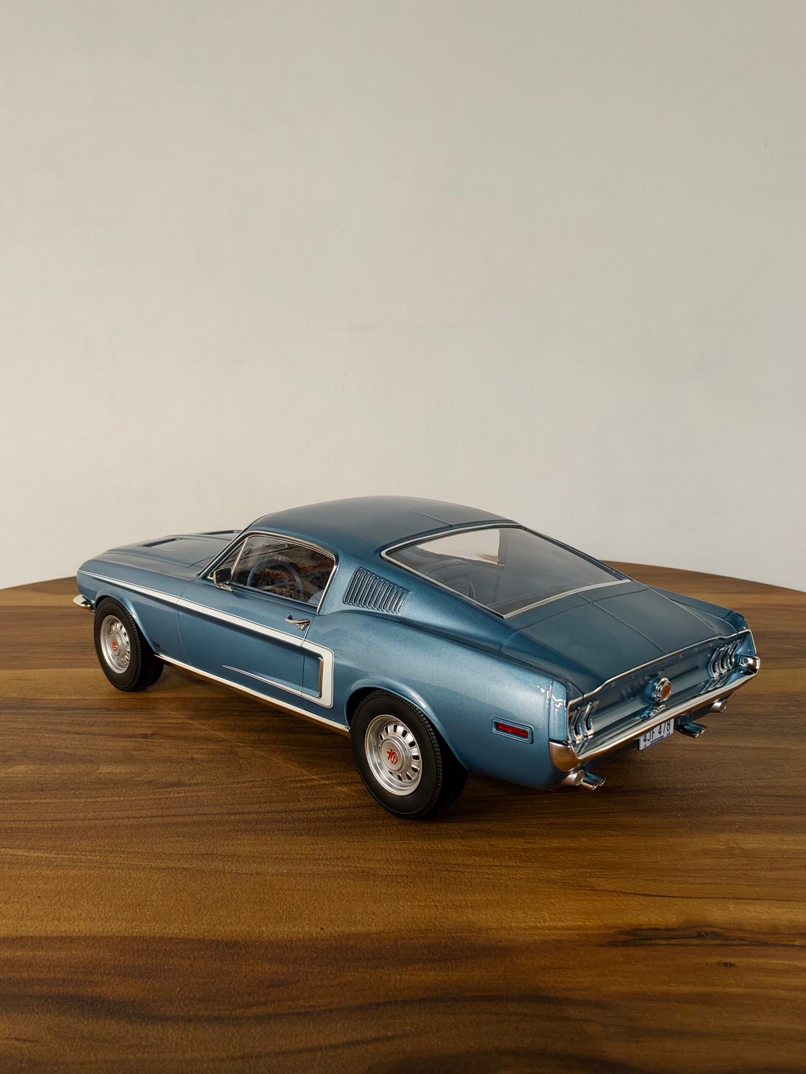 Ford Mustang Fastback GT 1968 ( Light Blue Metallic) Scale 1/12 - Image 2
