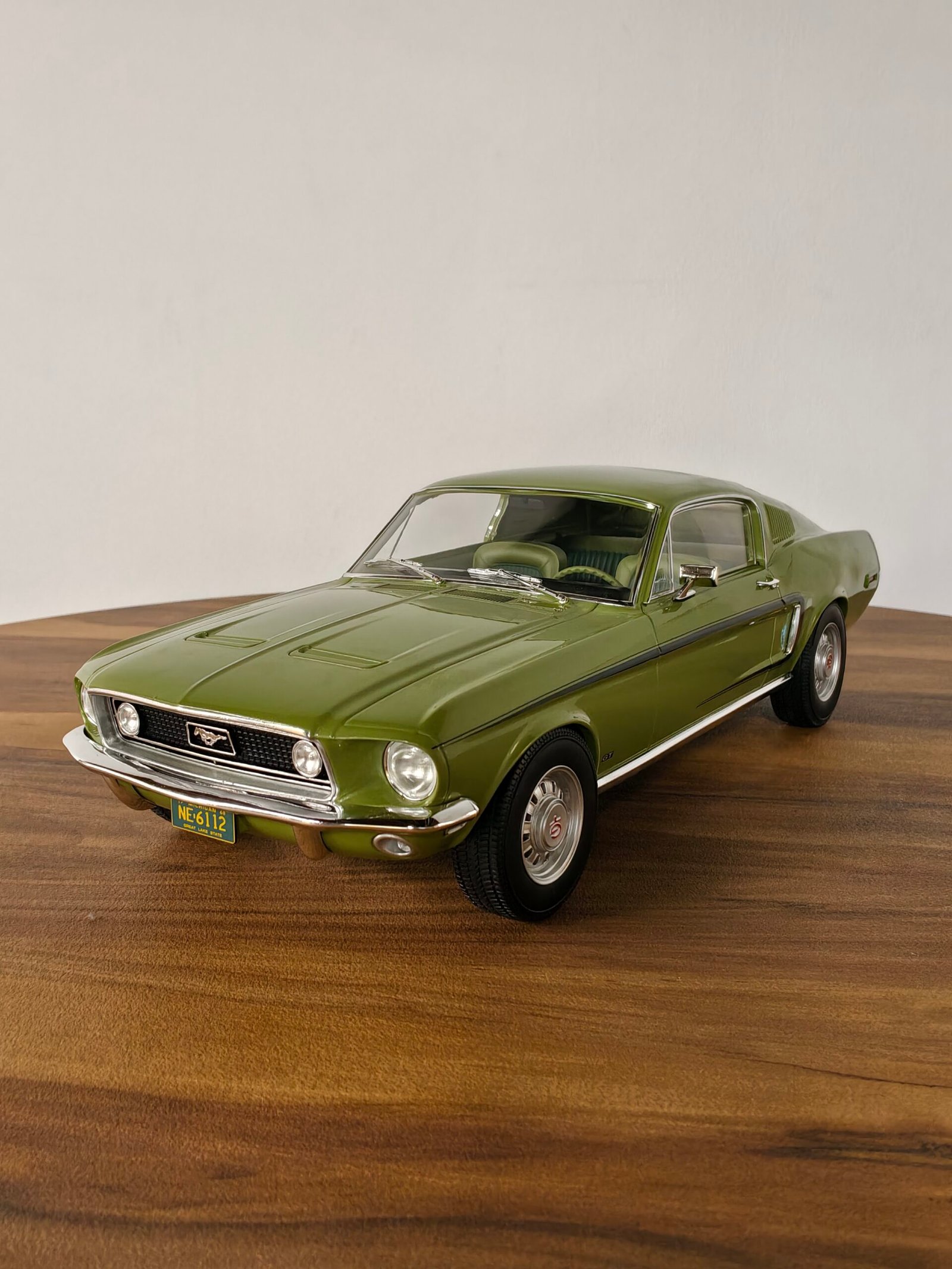 Ford Mustang Fastbacks GT 1968 ( Light Green Metallic) Scale 1/12