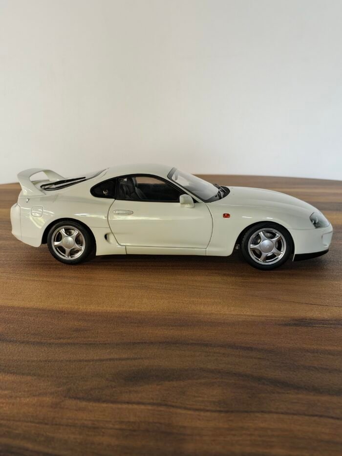Toyota Supra A80 (White) 1:18 - Image 4