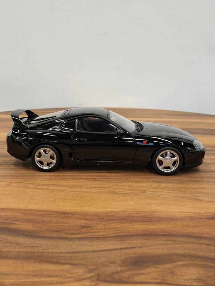 Toyota Supra A80 (Black) 1:18 - Image 3