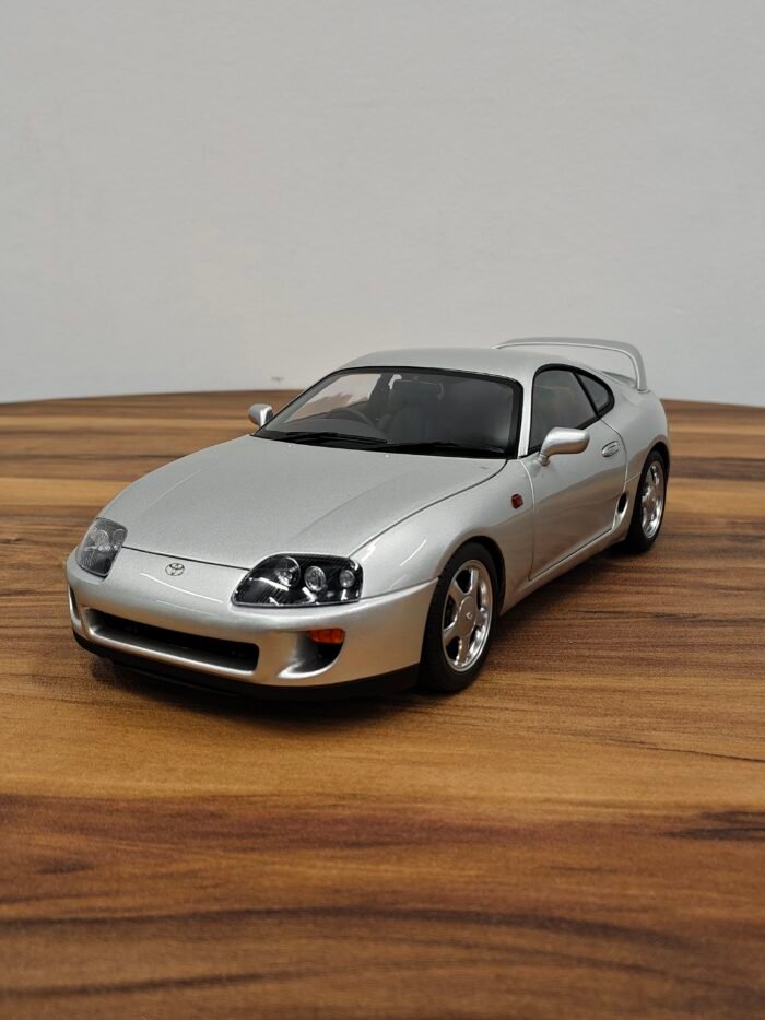 Toyota Supra A80 (Silver) 1:18
