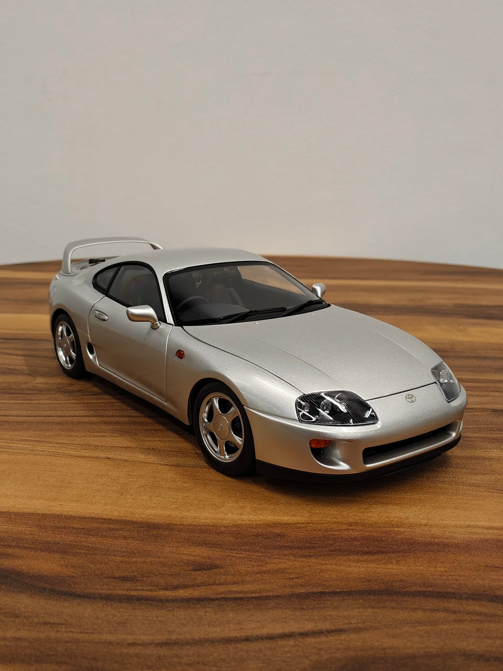 Toyota Supra A80 (Silver) 1:18 - Image 7