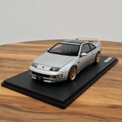 Nissan Fairlady Z (Z32) 2by2 (Silver) 1:18