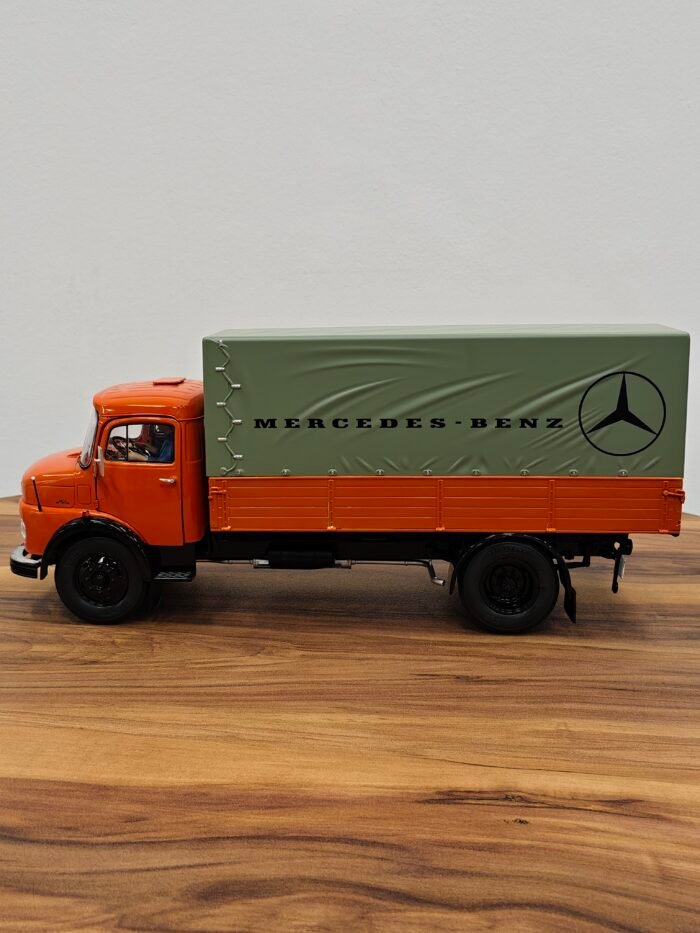 Mercedes-Benz L911 (Orange) Scale 1/18 - Image 3