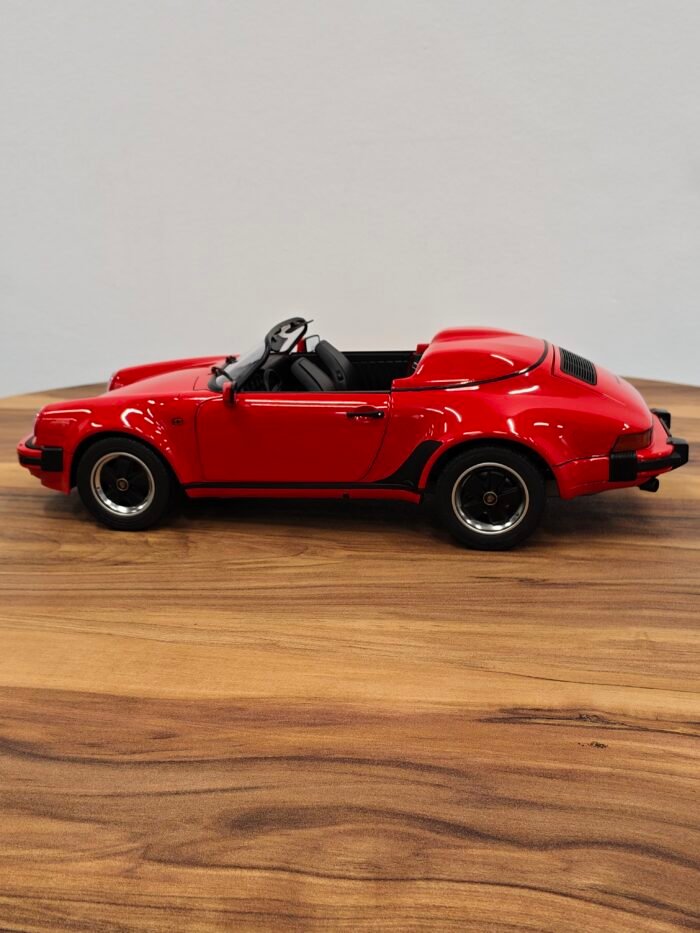 Porsche 911 Speedster 1989 Indischrot/Scharz (Red) 1:12 - Image 3