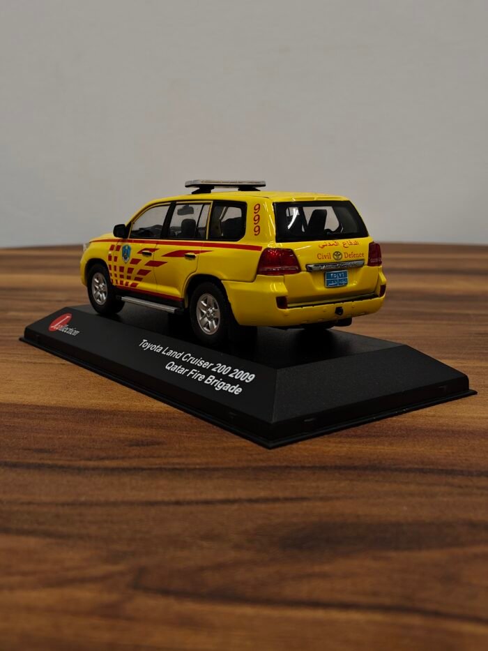 Toyota Land Cruiser 200 Qatar fire Brigade 2009 (Yellow) Scale 1/43 - Image 2