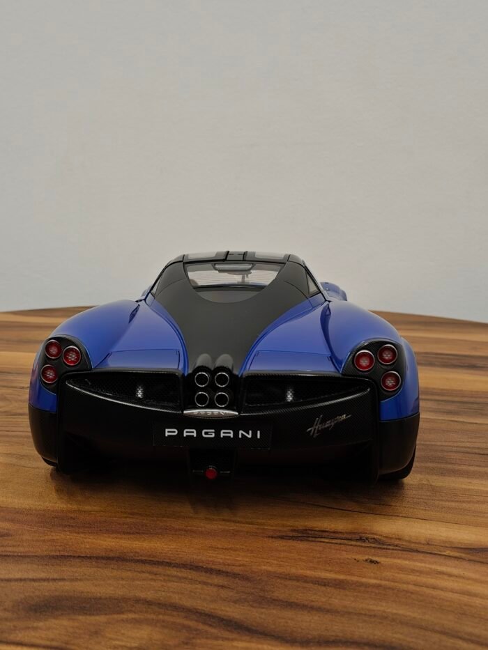 Pagani Huayra (Blue) 1:12 - Image 7